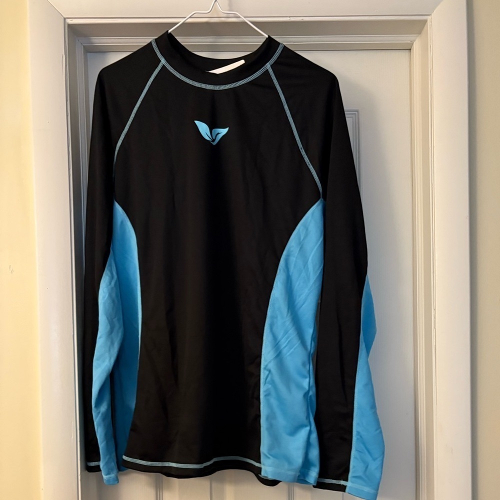 new-Black &  Blue Long Sleeve
UV Protection
Rash guard sun Beach Shirt - Picture 7 of 10